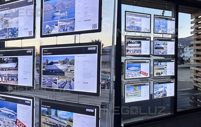 vetrina luminosa immobiliare